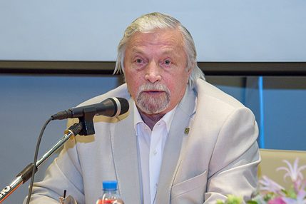 Валерий Лукин