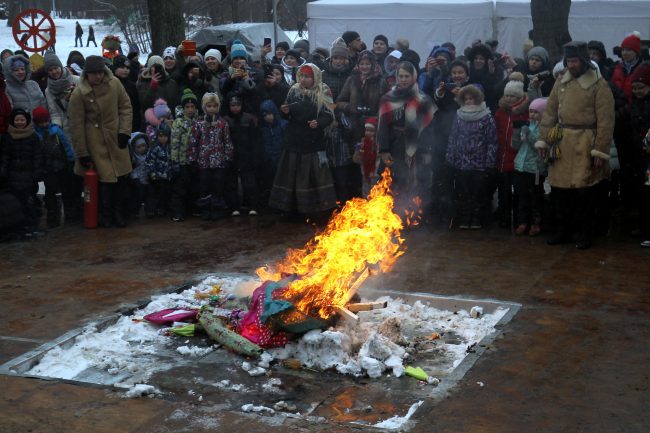 масленица огонь костёр