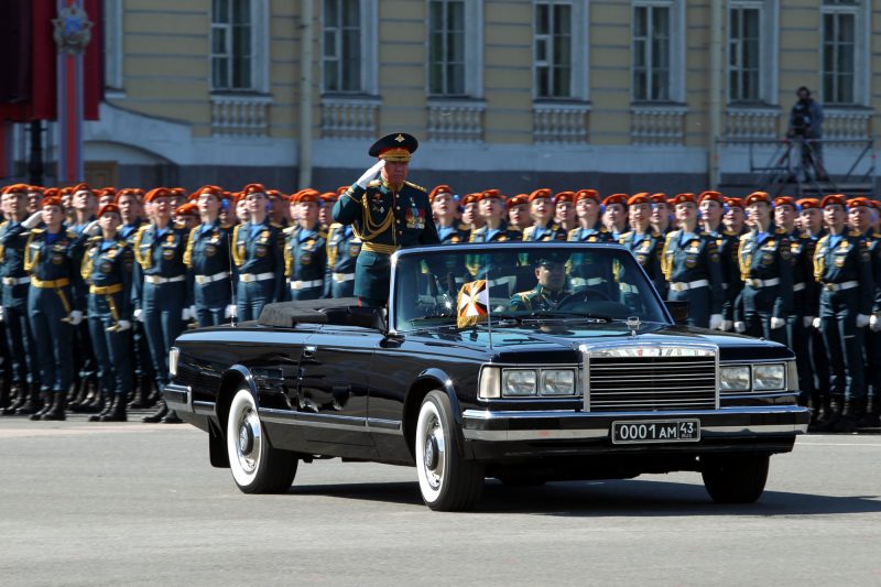 парад победы, генерал Александр Журавлёв, командующий ЗВО