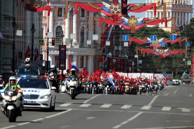 Невский проспект, парад, байкеры, мотоциклисты