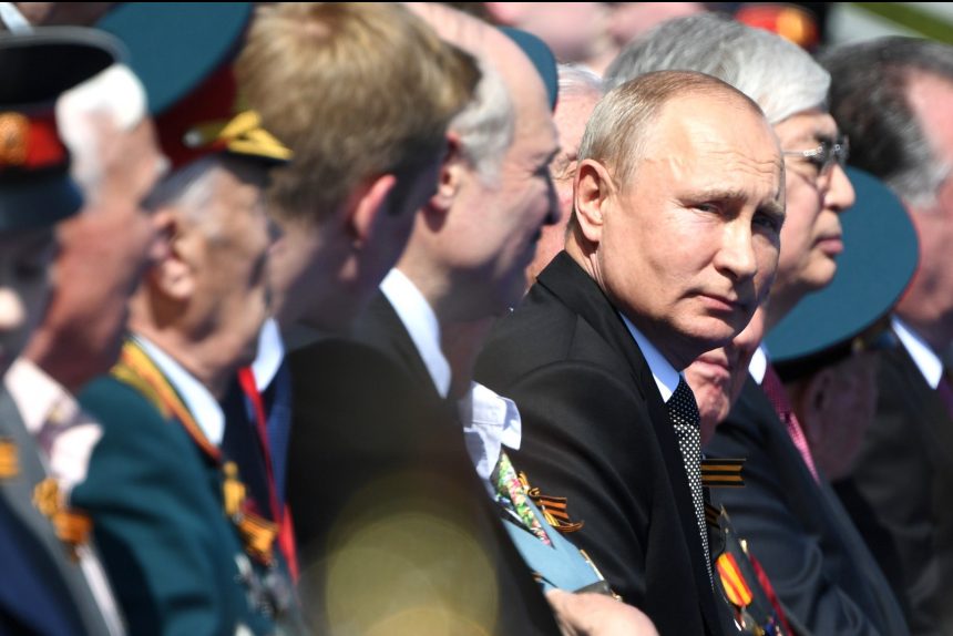владимир путин парад победы