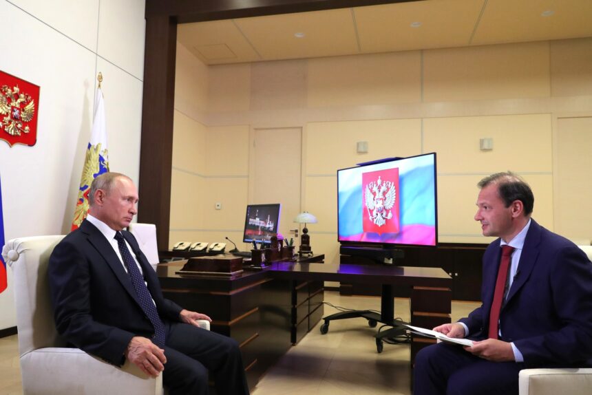 Владимир Путин ответил на вопросы журналиста ВГТРК, ведущего программы «Вести в субботу» Сергея Брилёва