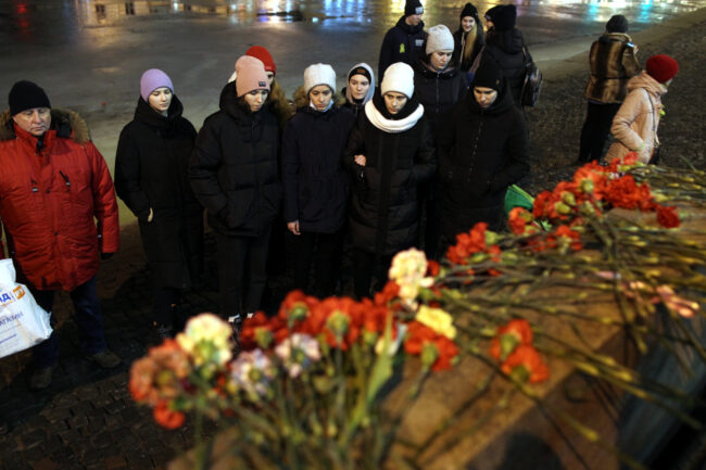 день снятия блокады Ленинграда, памятная акция, возложение цветов, Аничков дворец