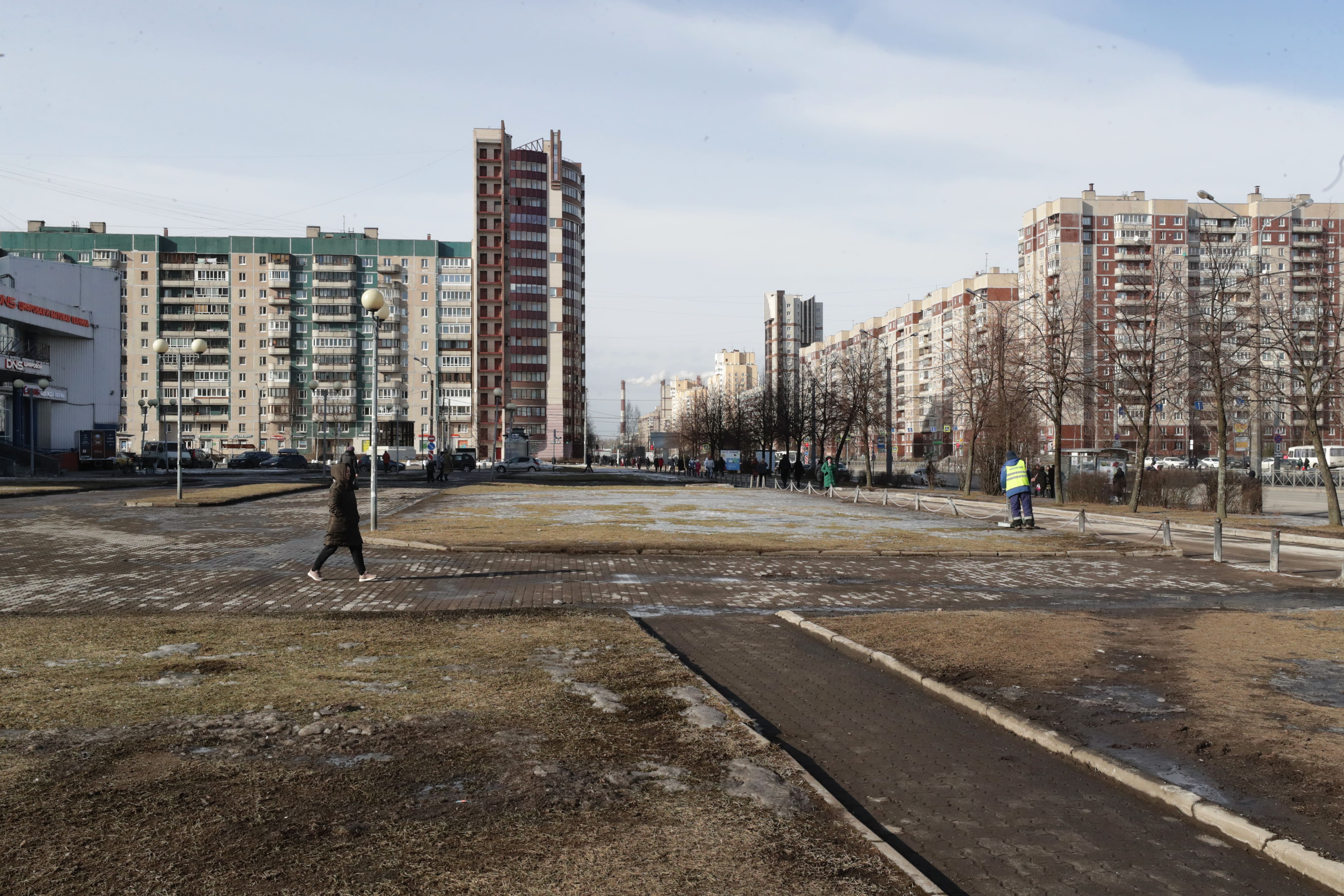 Открытые районы. Санкт-Петербург , Невский район, проспект Большевиков. Невский район проспект Большевиков. Благоустройство у метро проспект Большевиков. Метро проспект Большевиков СПБ район.