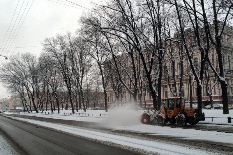 снег, снегоуборочная техника, дорожная техника, уборка снега, Конногвардейский бульвар