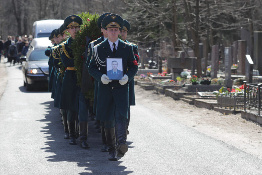 похороны пожарного Ильи Белецкого, Серафимовское кладбище