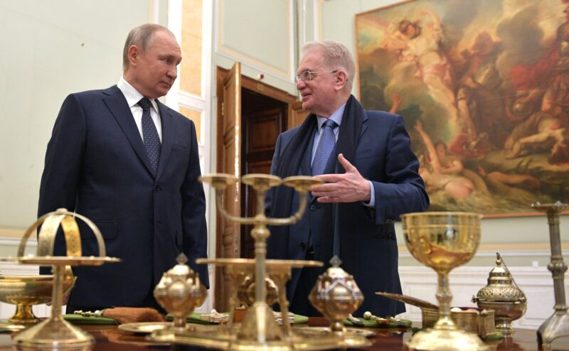 Владимир Путин, Михаил Пиотровский, Эрмитаж