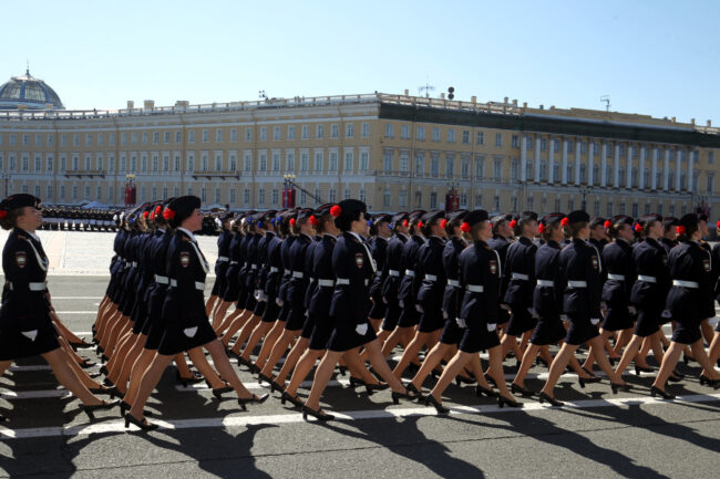 парад победы, день победы, 9 мая, армия, военнослужащие женщины