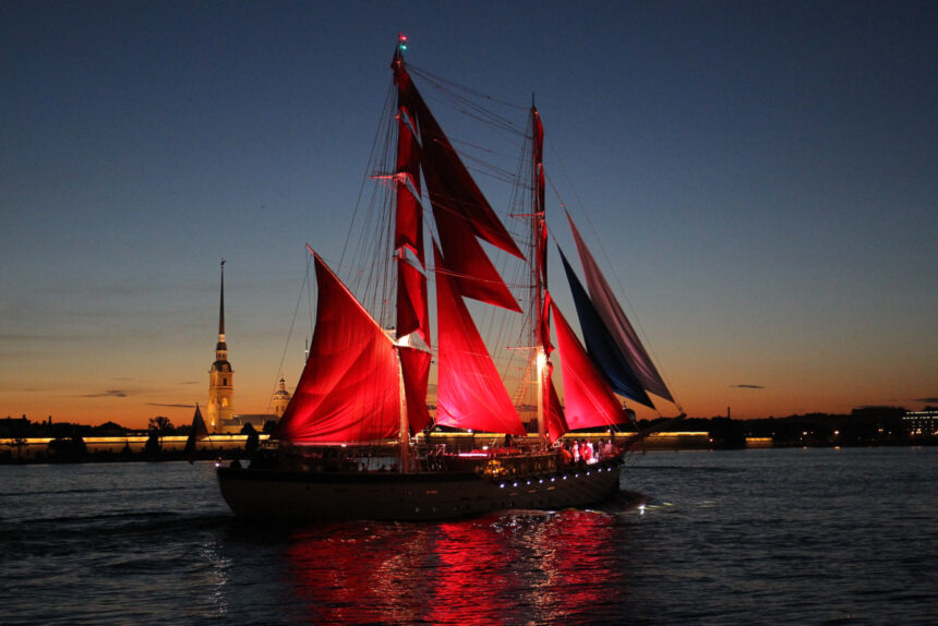 бриг Россия, парусник, корабль, Алые паруса