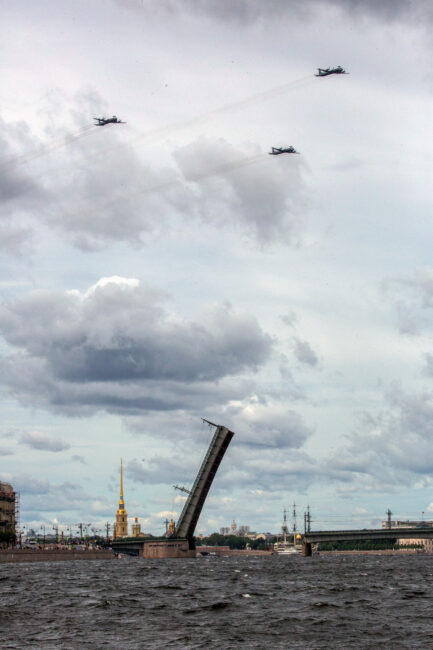 Генеральная репетиция, главный военно-морской парад, день ВМФ, самолёты, авиация, Литейный мост