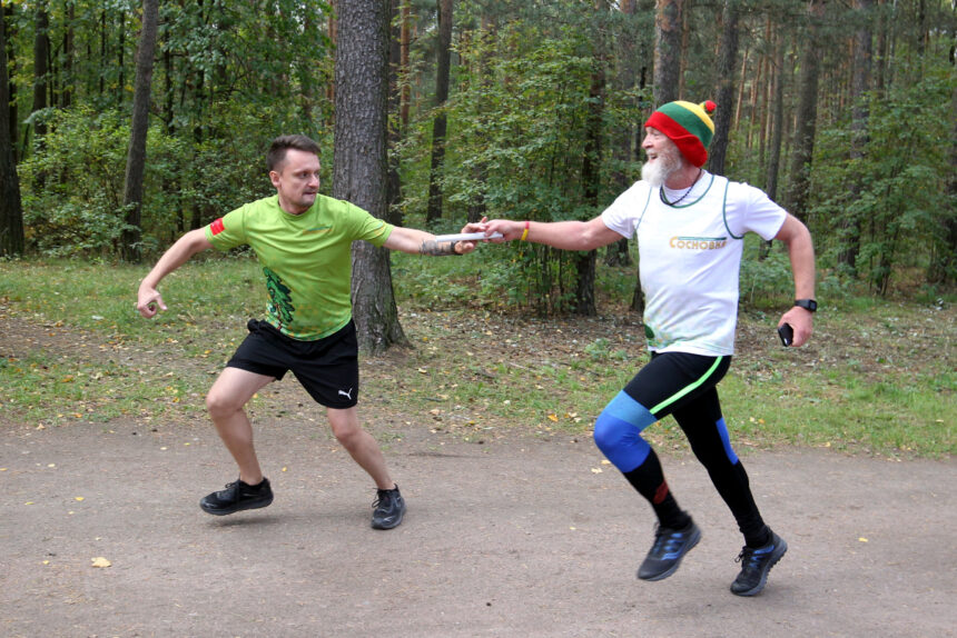 суточный забег в парке Сосновка, эстафета, бег, лёгкая атлетика, Вячеслав Кутыркин