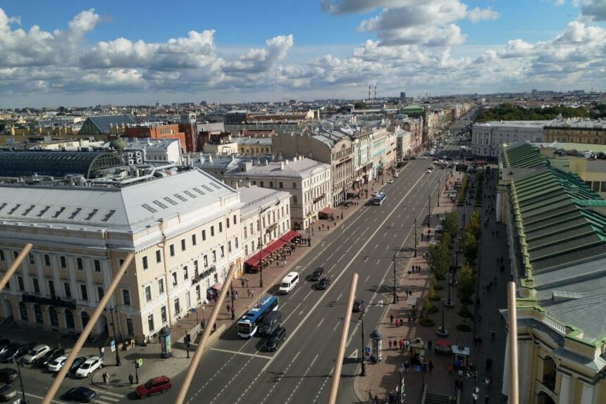 Думская башня, башня городской думы, вид на Невский проспект