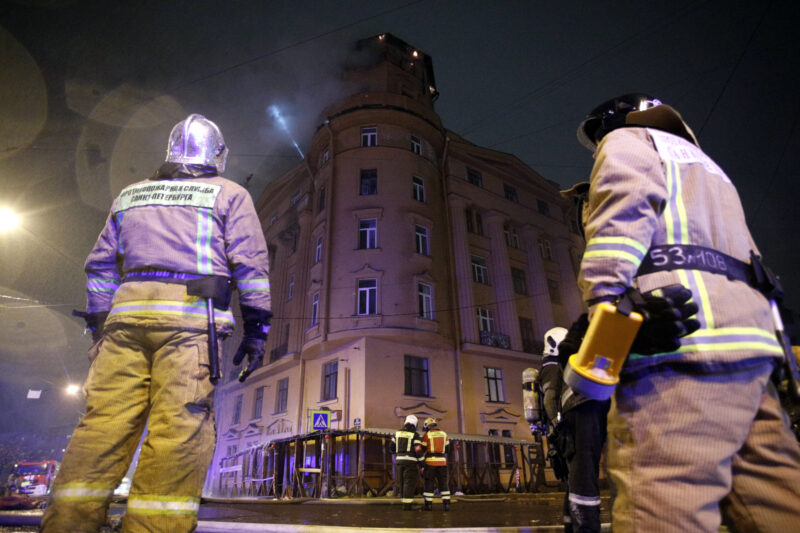 пожар в доме Чубакова, пожарные