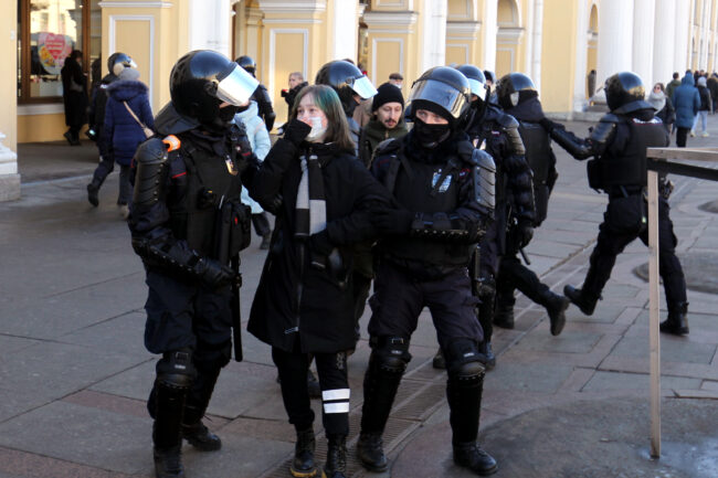 антивоенный митинг, акция протеста, конфликт на Украине, полиция, задержания