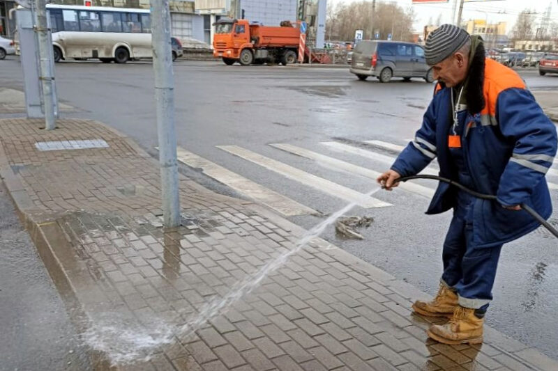 мытьё улиц, уборка улиц