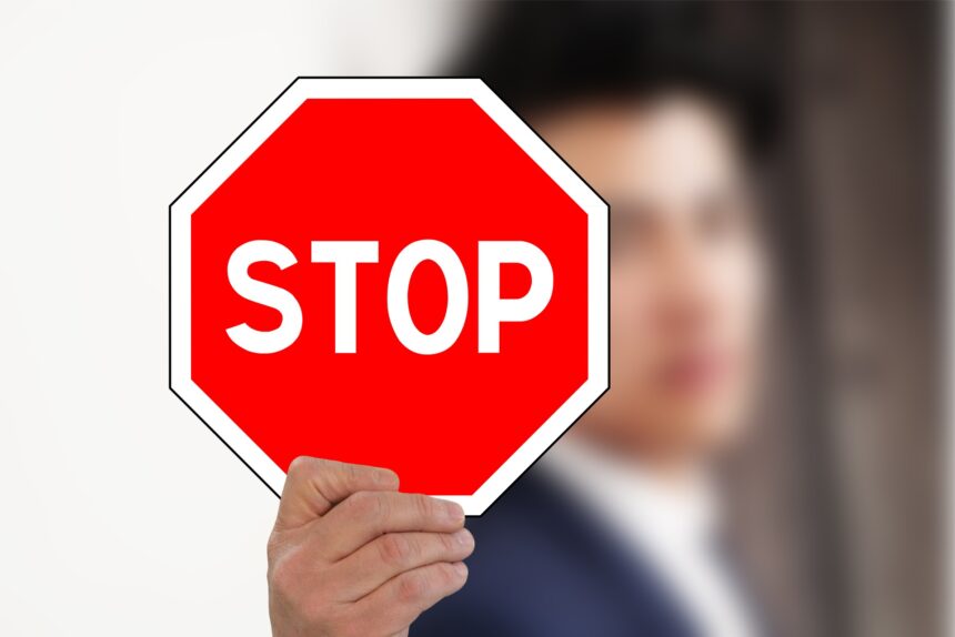 знак Stop, ограничения, запреты, санкции