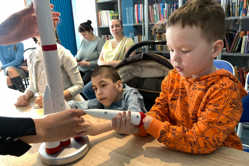 благотворительный проект трогательный космос, дети-инвалиды