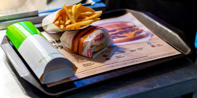 ресторан быстрого питания, Вкусно и точка, бывший Макдональдс, McDonald's, картошка фри, гамбургер, фаст-фуд