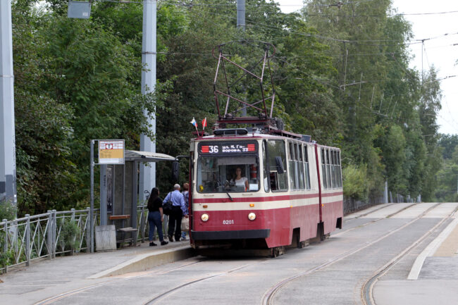 трамвай 36, Стрельна, остановка общественного транспорта