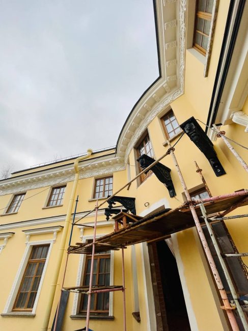 Уткина дача, реставрация фасада