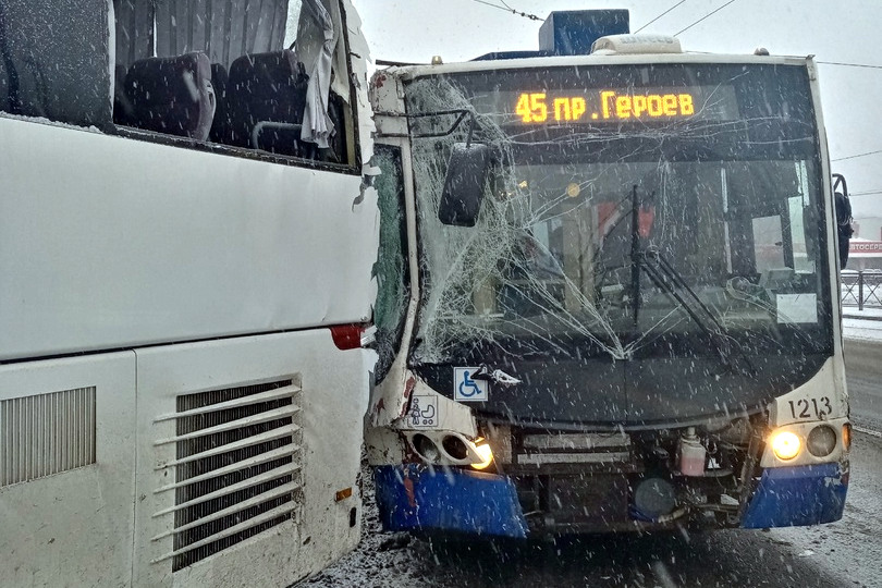 ДТП, авария, троллейбус