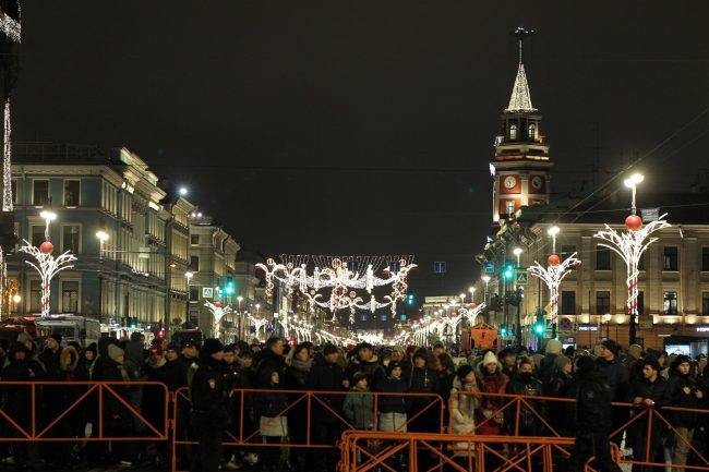 новогодняя ночь, новый год, Невский проспект, перекрытие, толпа