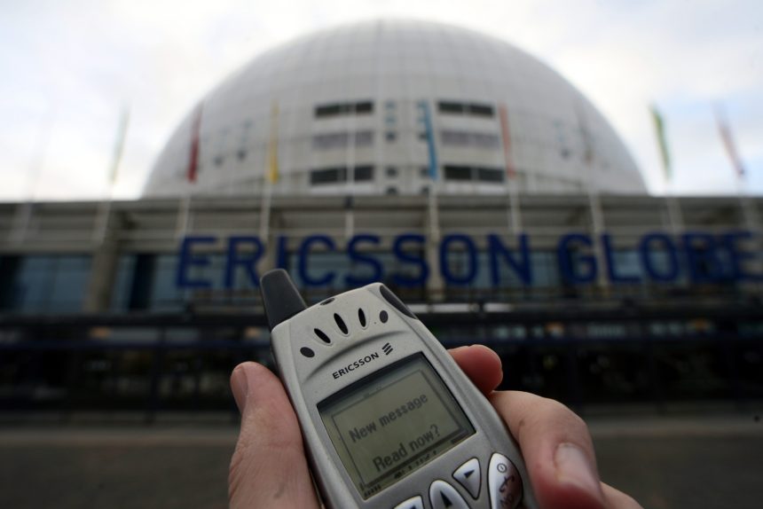 сотовый телефон Ericsson, стадион Ericsson Globe, Стокгольм, Швеция