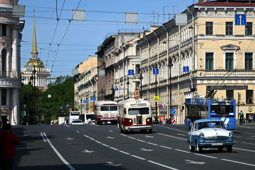 ретропарад, ретротранспорт, автобусы