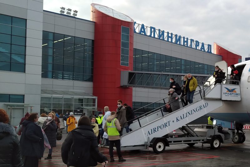 Калининград, аэропорт Храброво, самолёт, воздушное сообщение, авиасообщение