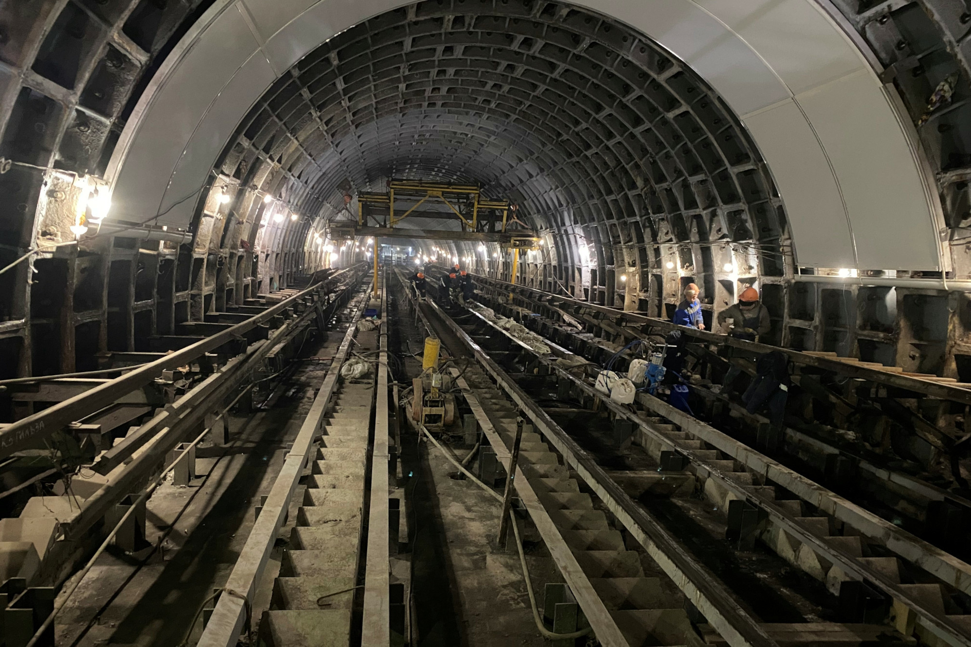станция метро Чернышевская, монтаж эскалаторов, реконструкция