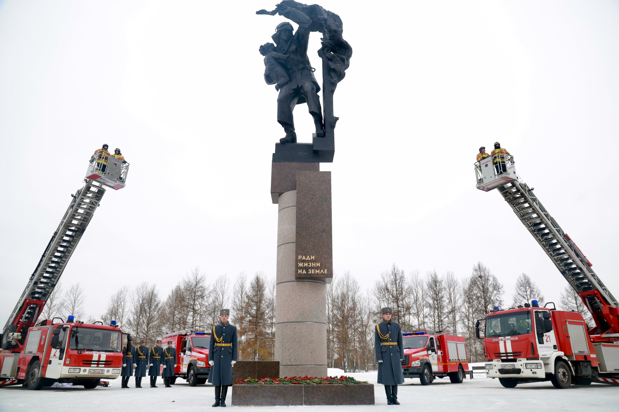 открытие памятника героям-пожарным