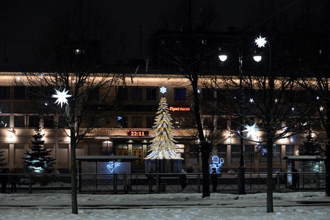 световое украшение города, иллюминация, новогодние украшения, новый год