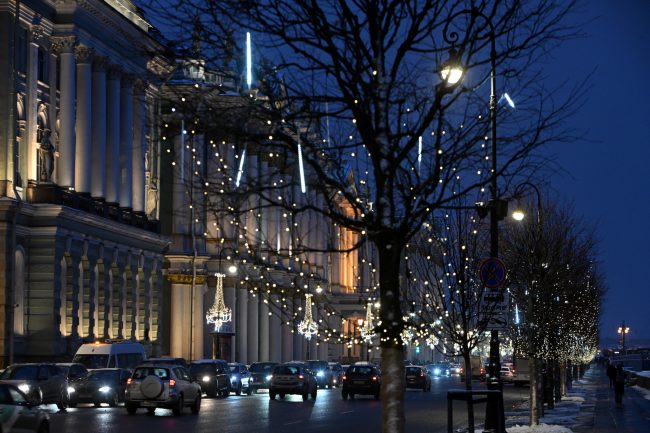 световое украшение города, иллюминация, новогодние украшения, новый год