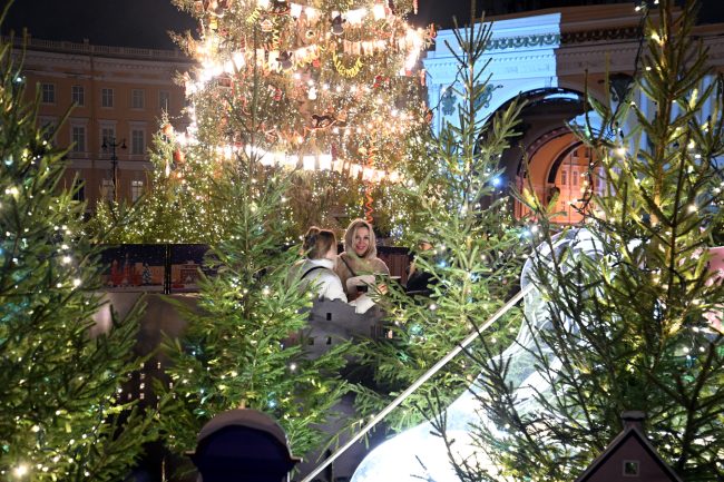 главная новогодняя ёлка, Дворцовая площадь