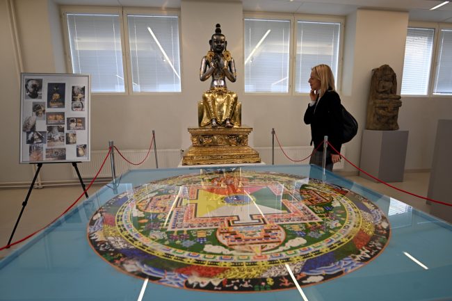 Будда Майтрея, реставрационно-хранительский центр Эрмитажа, буддизм