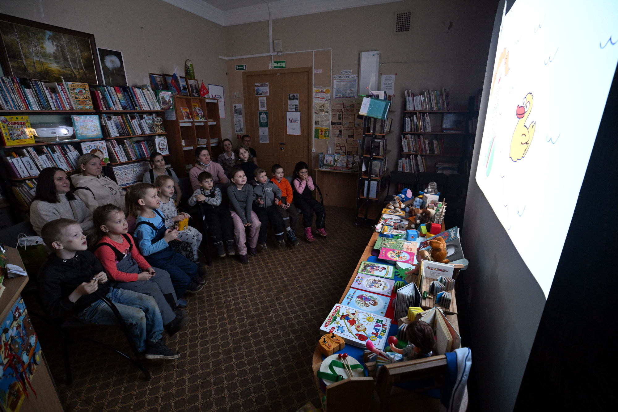 библиотека Парголовская, детские книги, чтение, дети