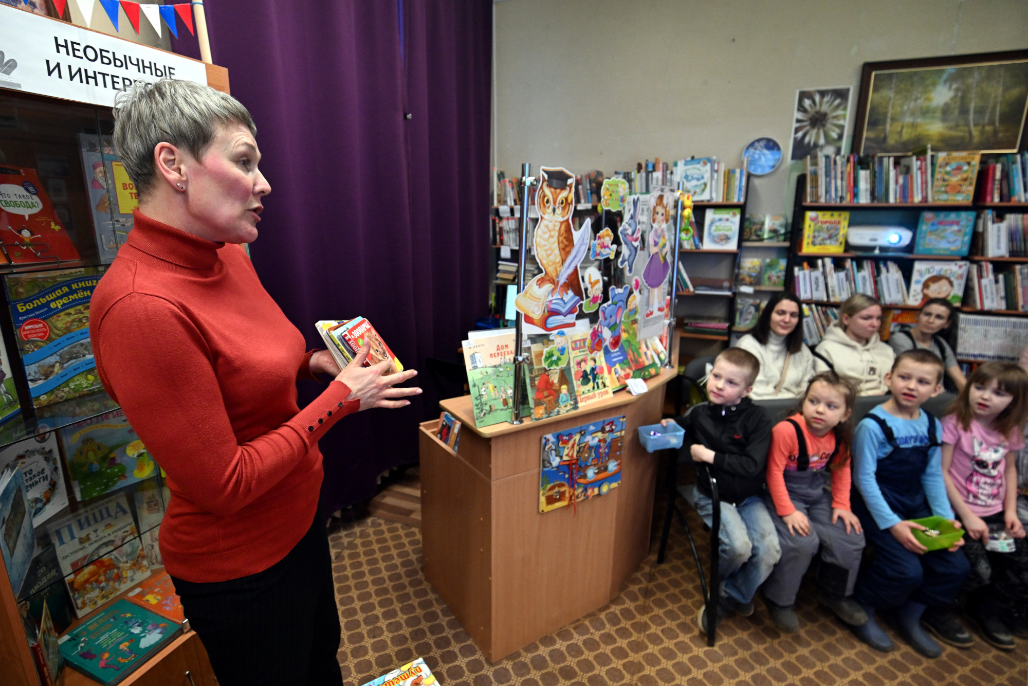 Ирина Лукманова, заведующая библиотекой Парголовская, детские книги, чтение, дети