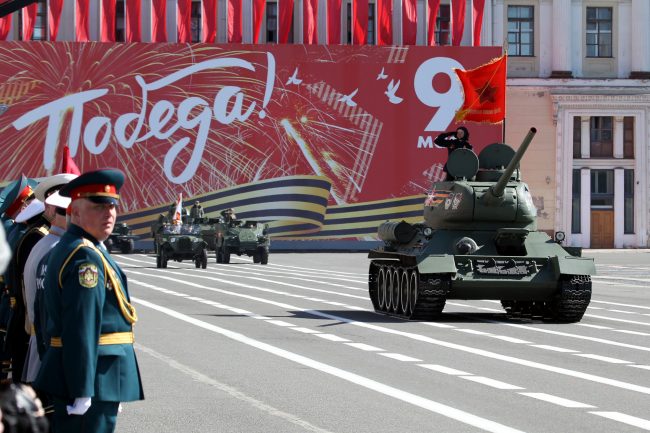 День Победы, парад, Дворцовая площадь
