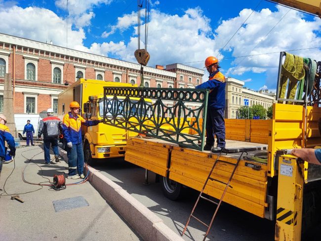 ремонт ограды Поцелуева моста, перила, решётка, Мойка, комитет по развитию транспортной инфраструктуры