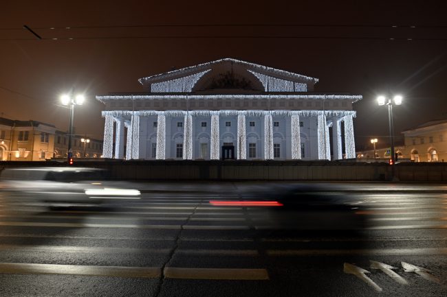 новогодние украшения, новый год 2025, подсветка, иллюминация, Стрелка Васильевского острова, Биржа