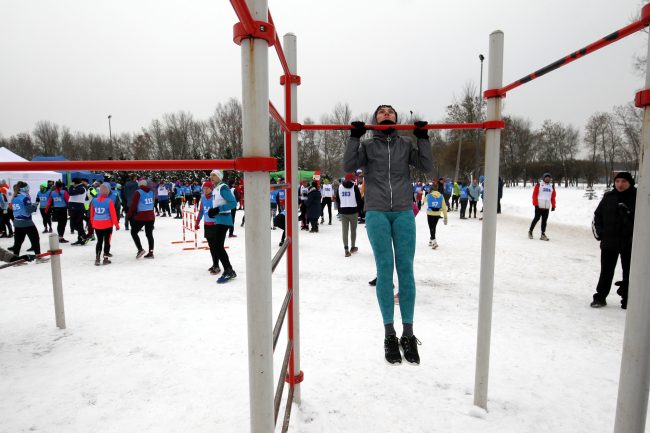 спорт, подтягивание, турник, спортсменка, физкультура, здоровый образ жизни, ЗОЖ