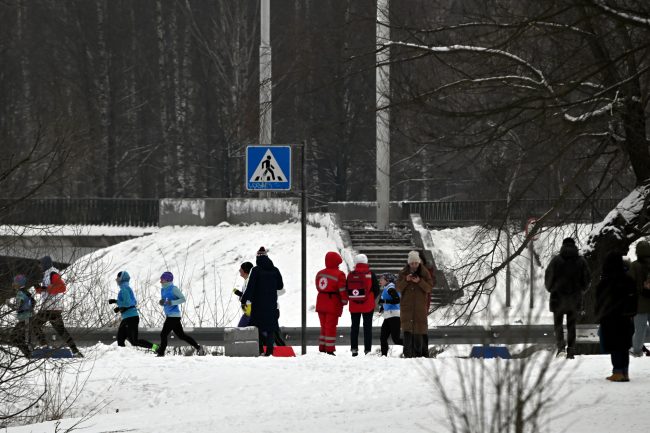 лёгкая атлетика, спорт, забег Зимняя десятка, Калининский район, Муринский парк