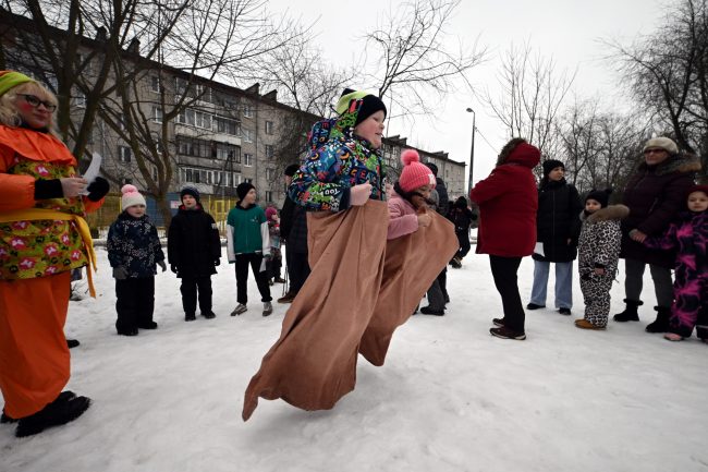 масленица, Парголово, бег в мешках