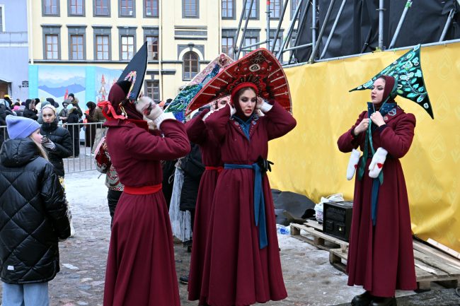 масленица, Петропавловская крепость, девушки