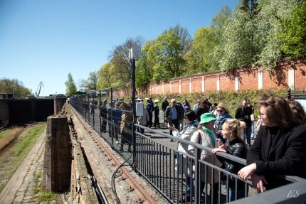 открытие Петровского дока