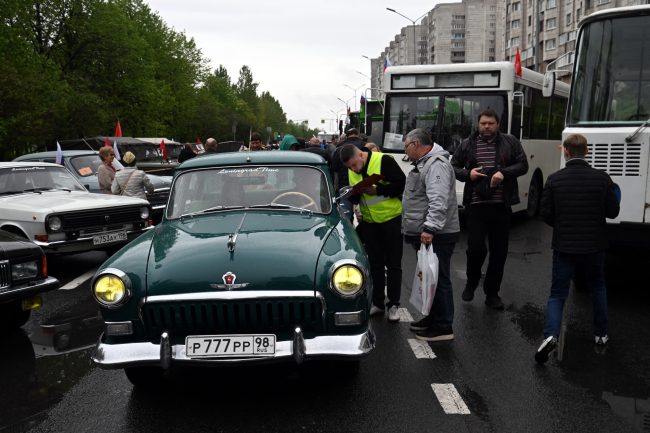 ретропарад, ретротранспорт, автомобили Победа