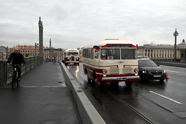 ретропарад, ретротранспорт, автобус