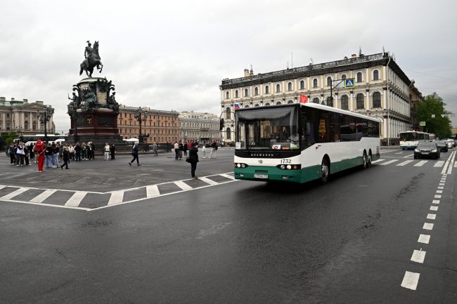 ретропарад, ретротранспорт, автобус Волжанин