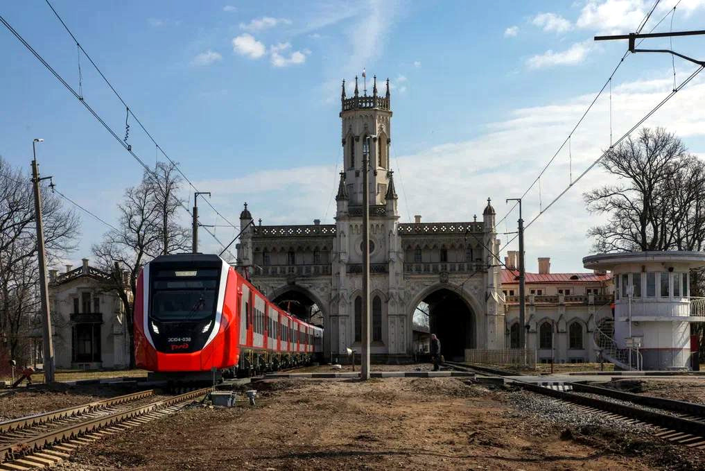 электричка, электропоезд Финист
