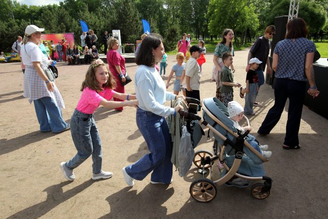 день молодёжи, МО Северный, семья с детьми, ребёнок, коляска